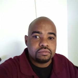 Meet your Posher, Ellis